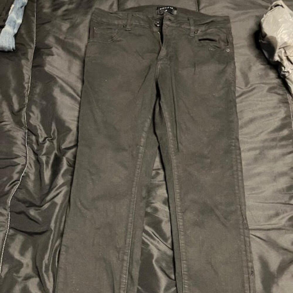 Richie LE Black Jeans